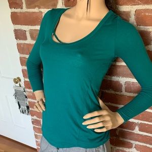 Chaser cut out high low long sleeve t shirt XS